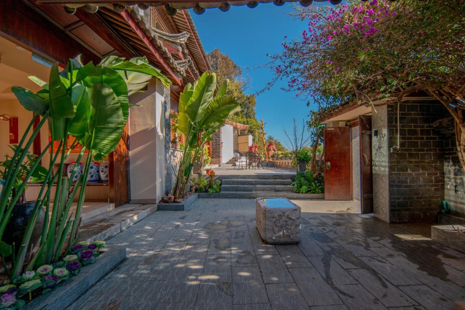 Lijiang Byw Mount View Inn Екстериор снимка
